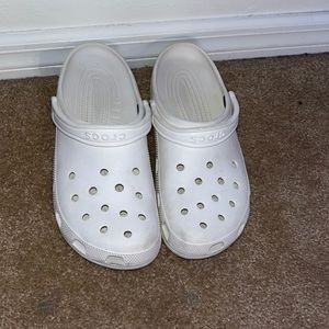 Unisex white crocs